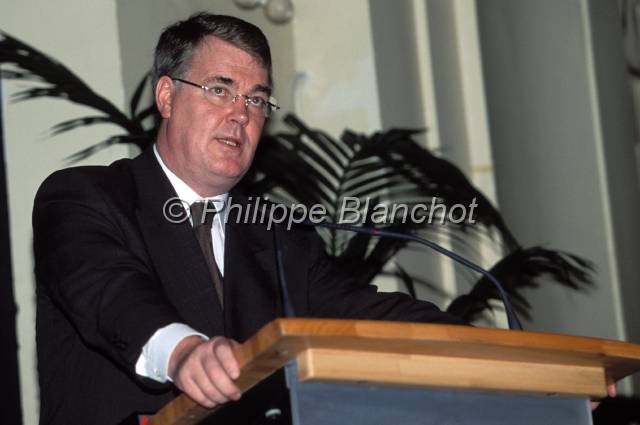 delevoye.JPG - Jean-Paul DelevoyeMinistre de la Fonction Publique entre 2002 et 2004